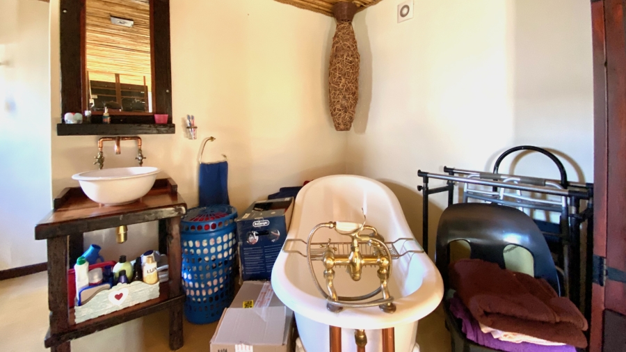 4 Bedroom Property for Sale in Dwarskersbos Western Cape